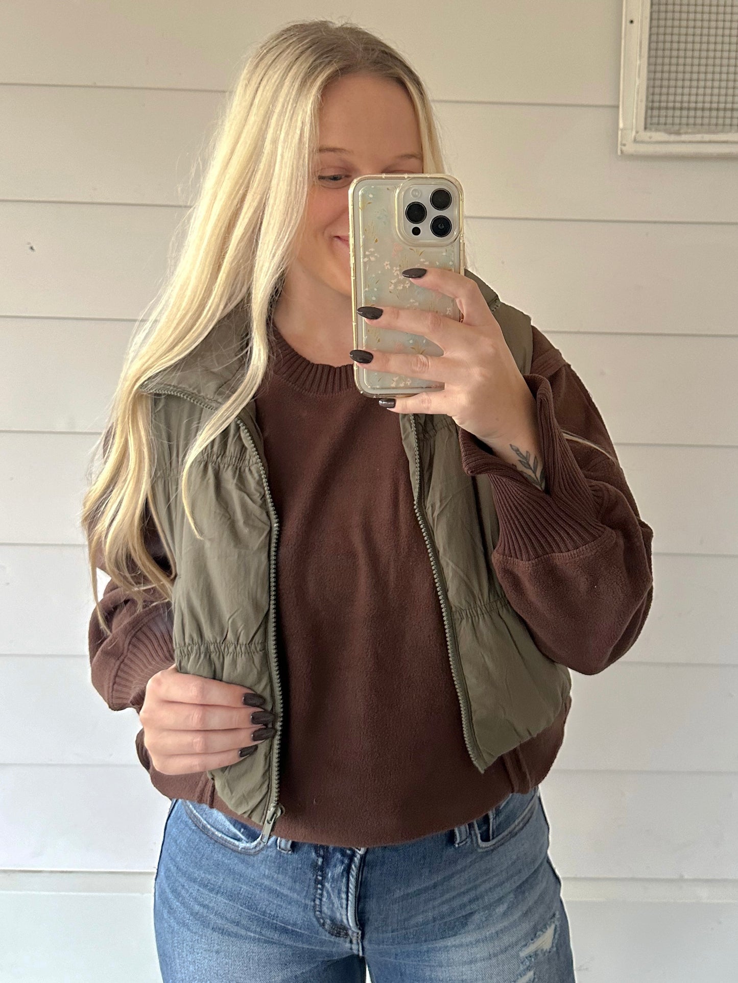 The Brooke Cropped Vest -Olive