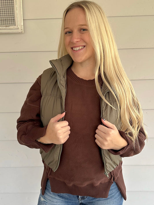 The Brooke Cropped Vest -Olive