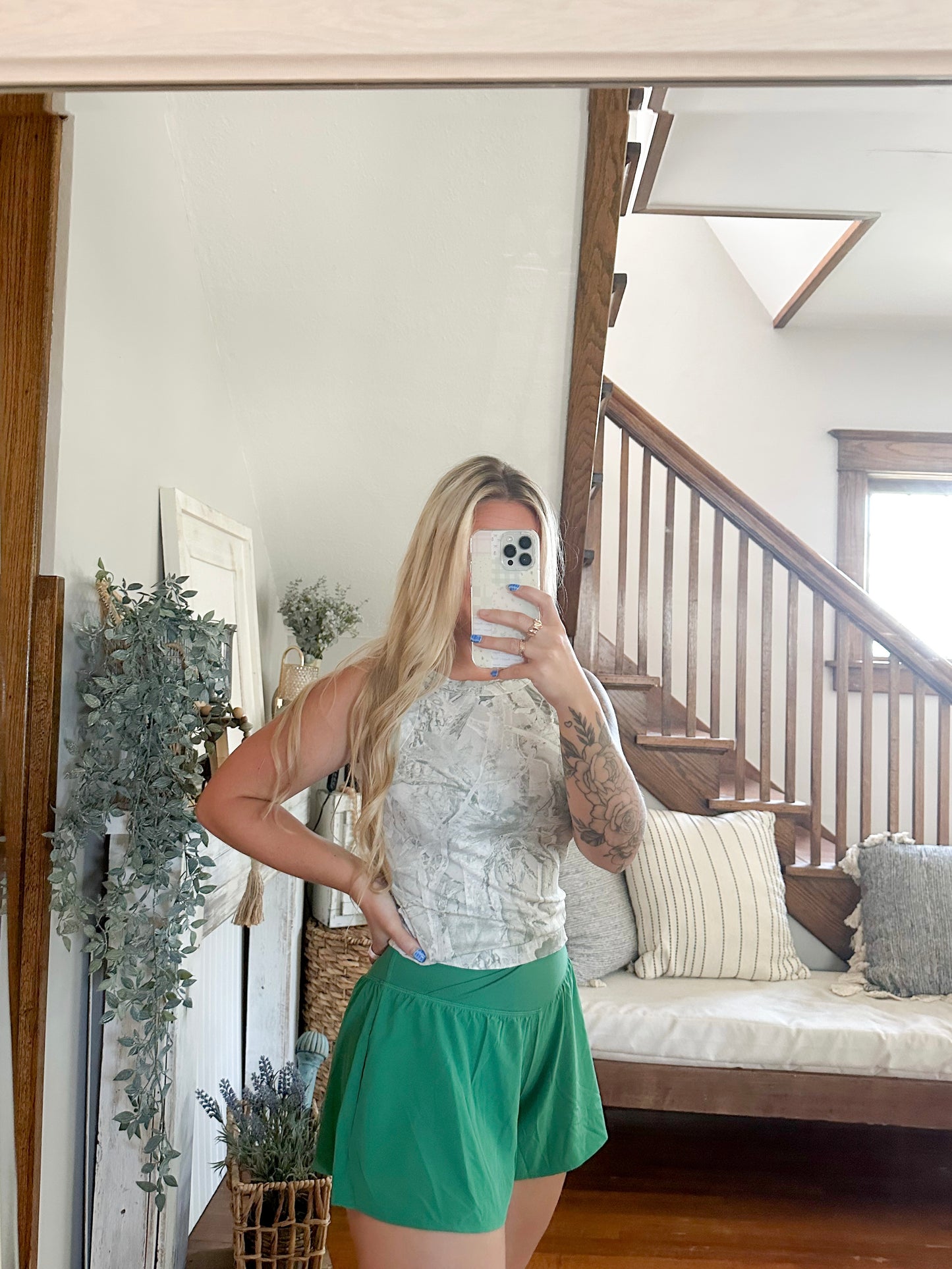 Crossover Flare Short - fresh green