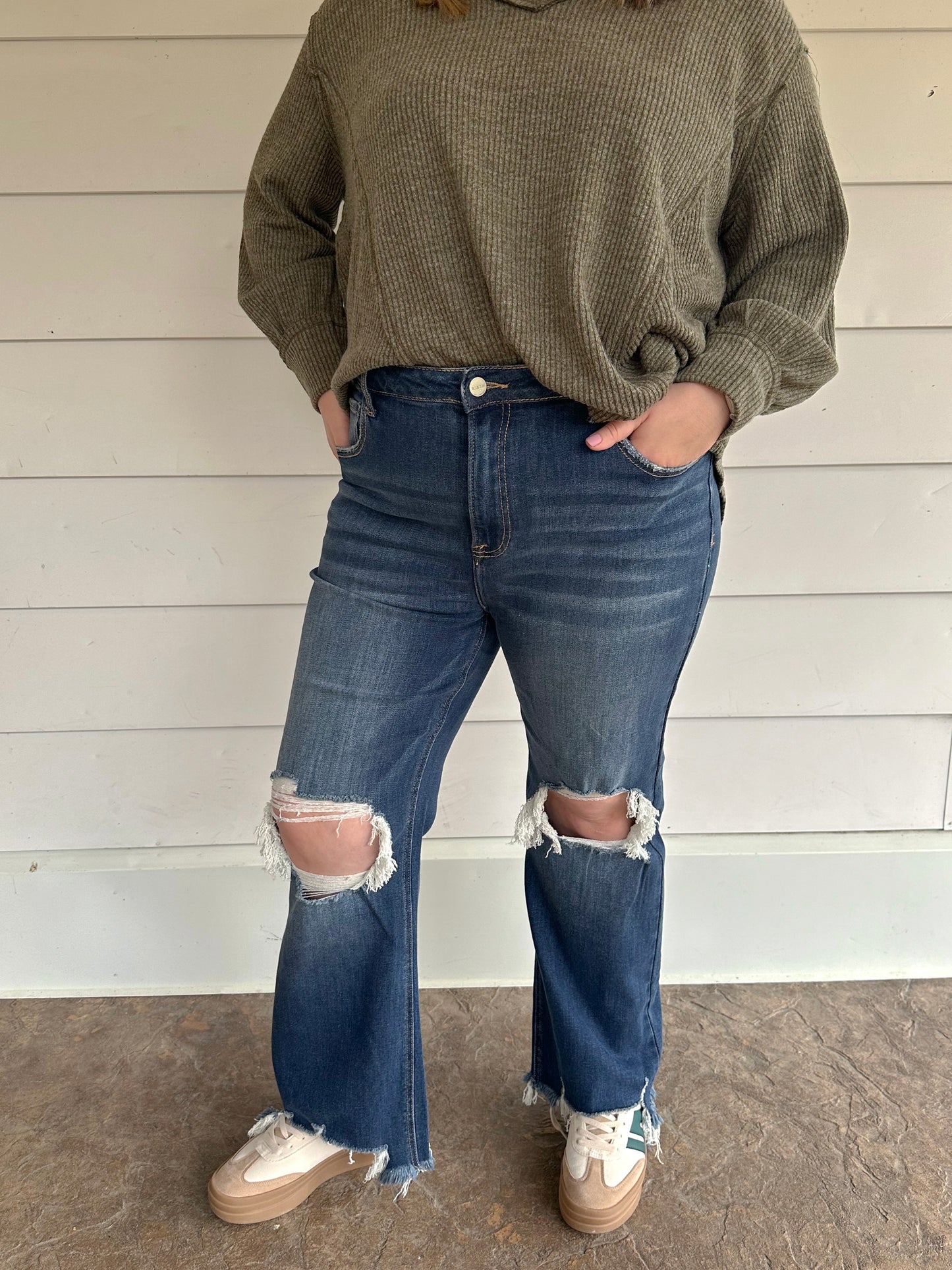 Curvy Comfort Stretch Denim -Dark Wash